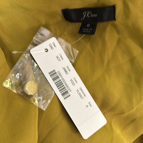 J.Crew Faux-Wrap Top In Drapey Velvet Vintage Gold Size 8 *RUNS SMALL NWT - Picture 9 of 9